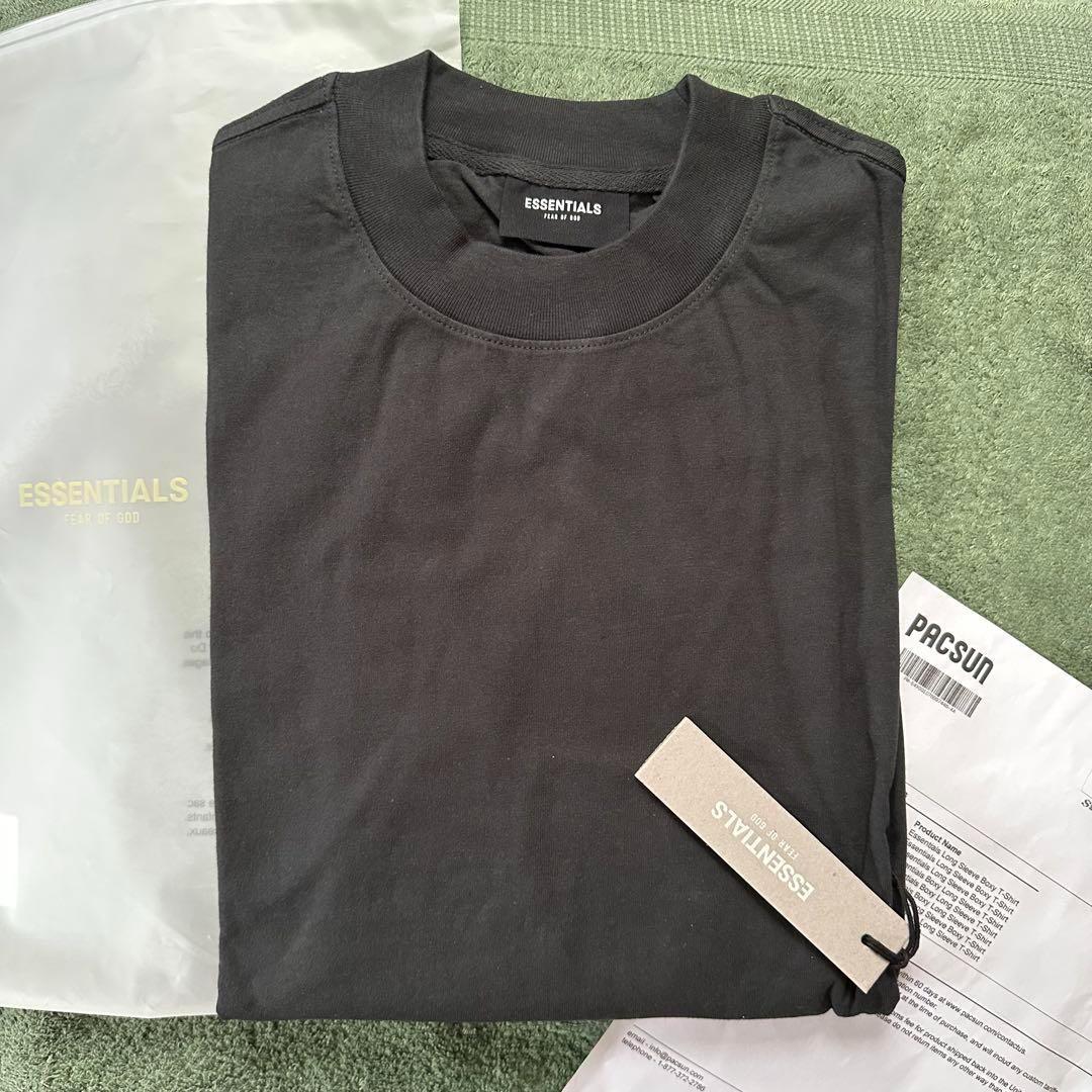 FOG Essentials エッセンシャルズ ロンT 黒 / 銀 Ｍ