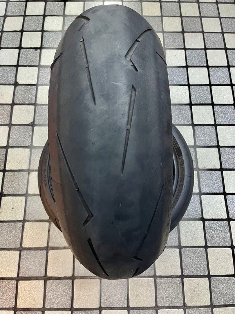 送料無料！スーパーコルサV4 SC1前後セット