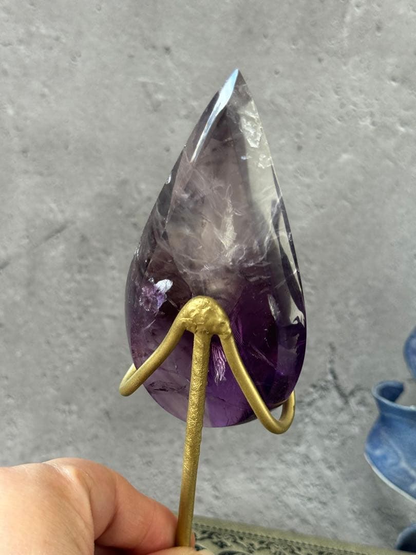 アメジストファントム　ドロップ　涙型　置物 スタンド付き