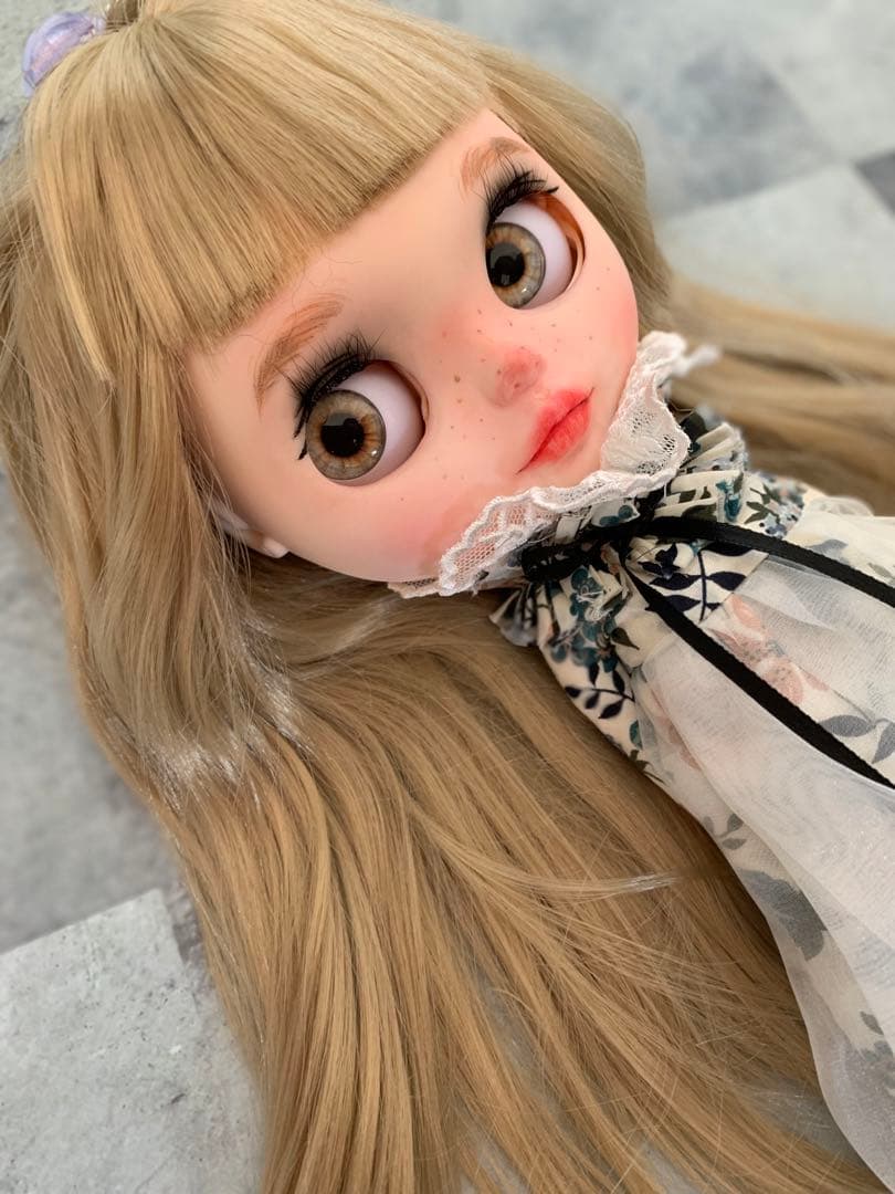 元旦価格　ネオサイズ　カスタムアイシードール