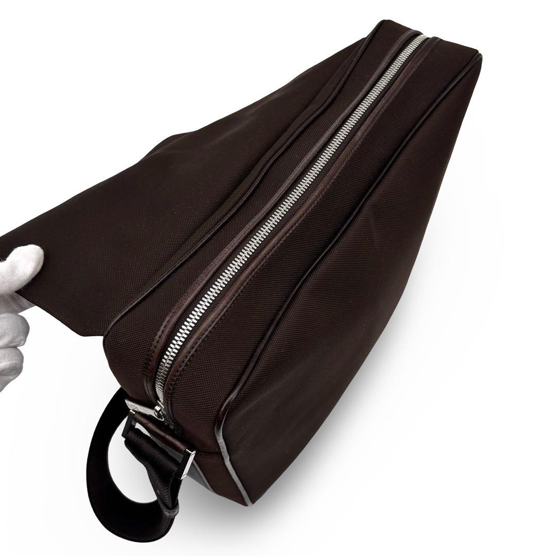 極美品】Cartier カルティエ サントス メッセンジャー ショルダー　レザー