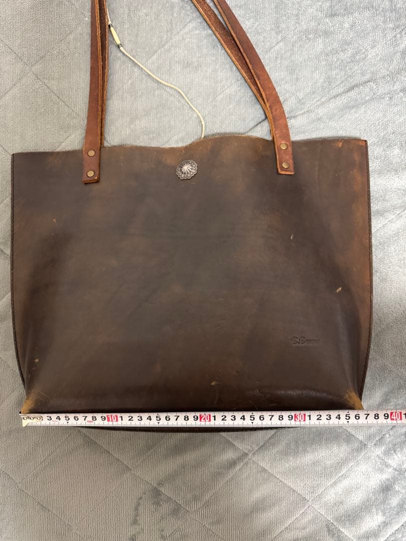 BrownBrown レザートートバッグ コンチョ付き