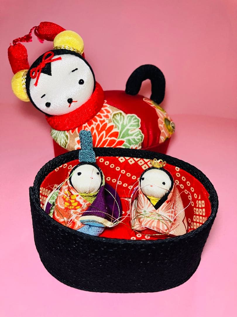 犬筥(いぬばこ) 布ちりめん　手作り　ひな人形男雛女雛セット　超貴重　レトロ