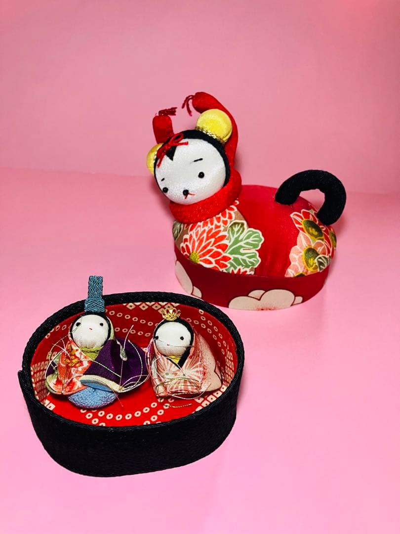 犬筥(いぬばこ) 布ちりめん　手作り　ひな人形男雛女雛セット　超貴重　レトロ