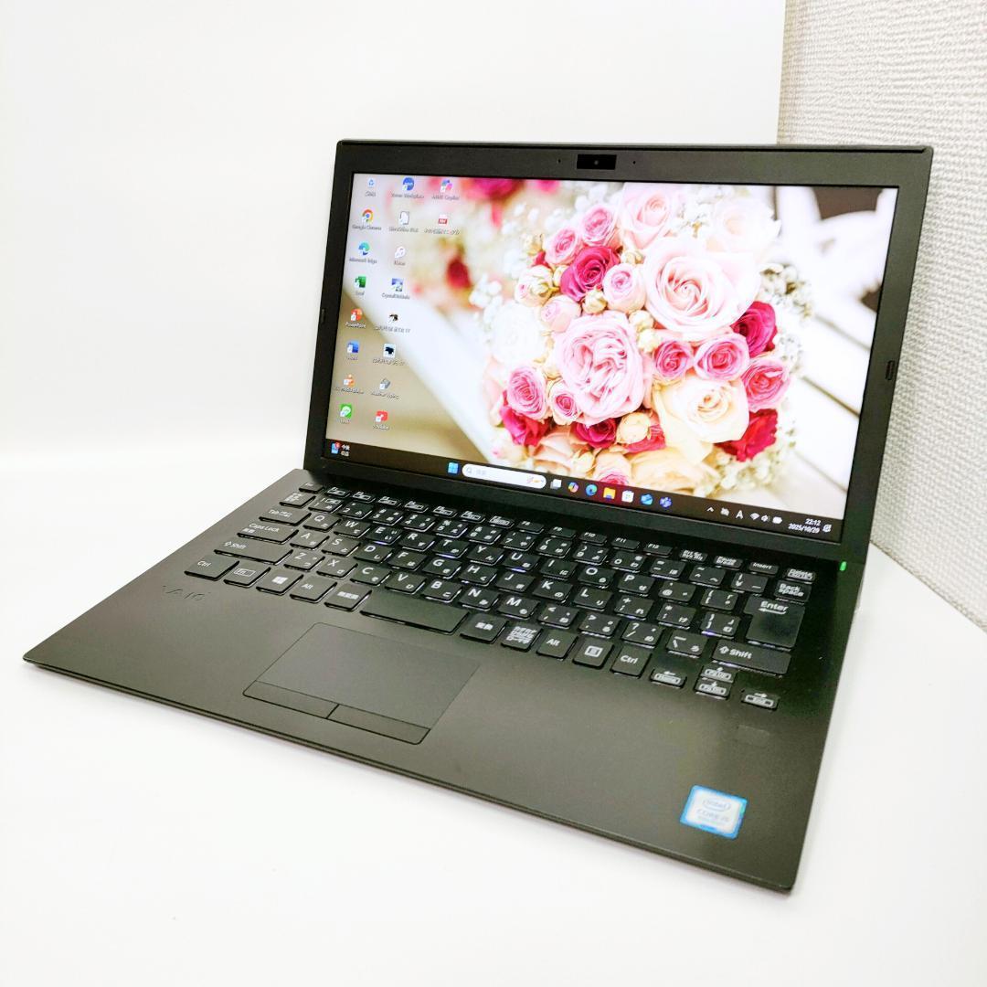 Windows11✨️SSD/第8世代i5/カメラ付き小型ノートパソコン/バイオ