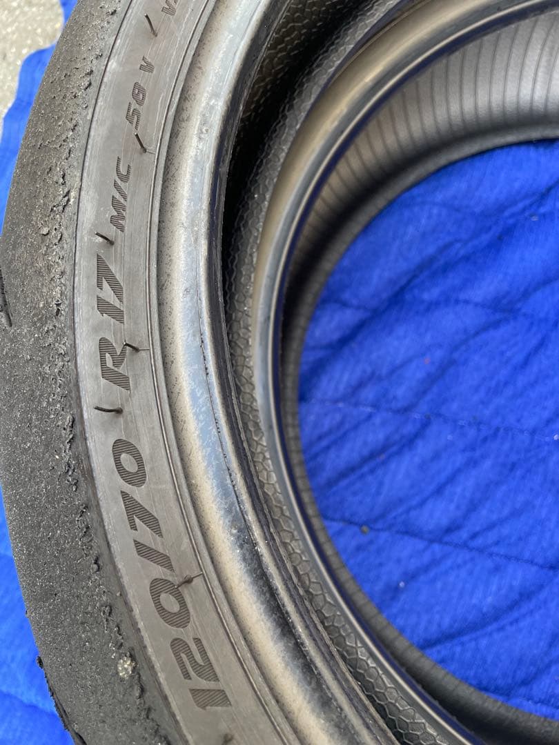 ピレリースーパーコルサV4 SC1 前後セット　リヤ200サイズ