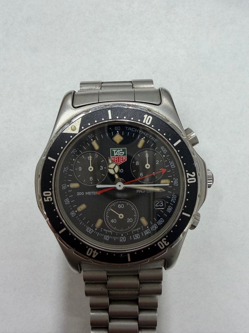 レアモデル超美品タグホイヤークォーツクロノグラフCE1112