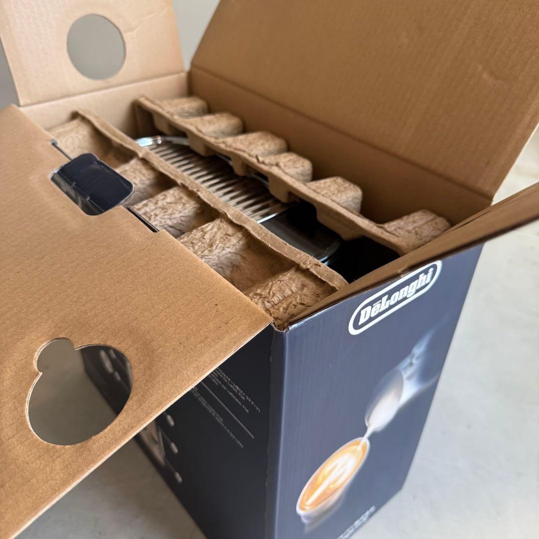 デロンギ デディカ EC680 黒 エスプレッソマシン　⚠️スチーマー故障気味