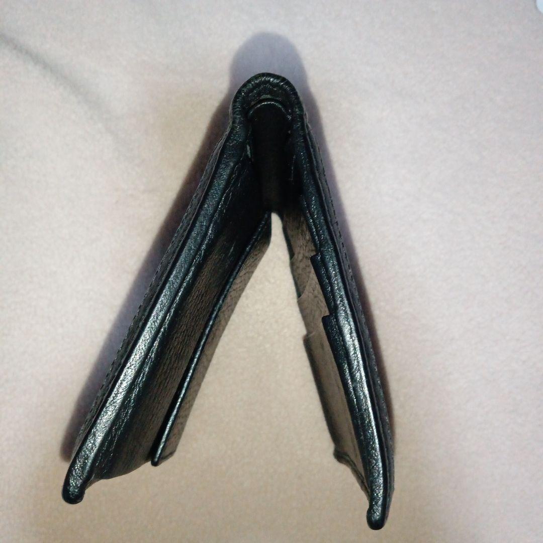 GUCCI ブラック 二つ折り財布 GGパターン