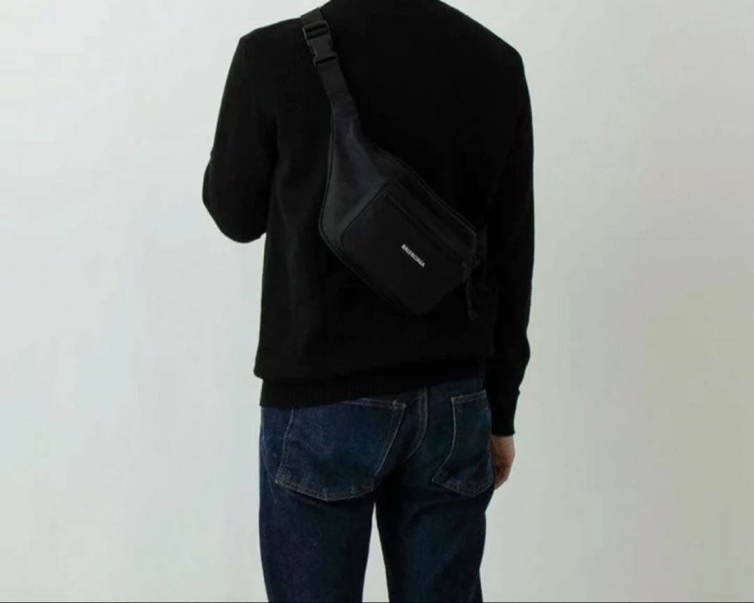 国内正規品 定価12万円 BALENCIAGA Explorer ベルトバッグ