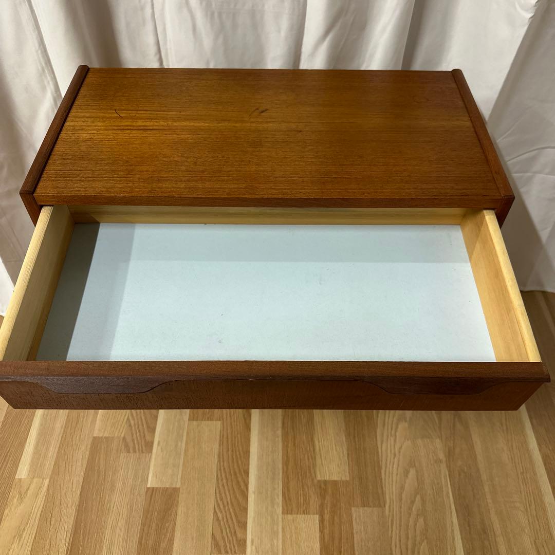 ヴィンテージ3段チェスト デンマーク製