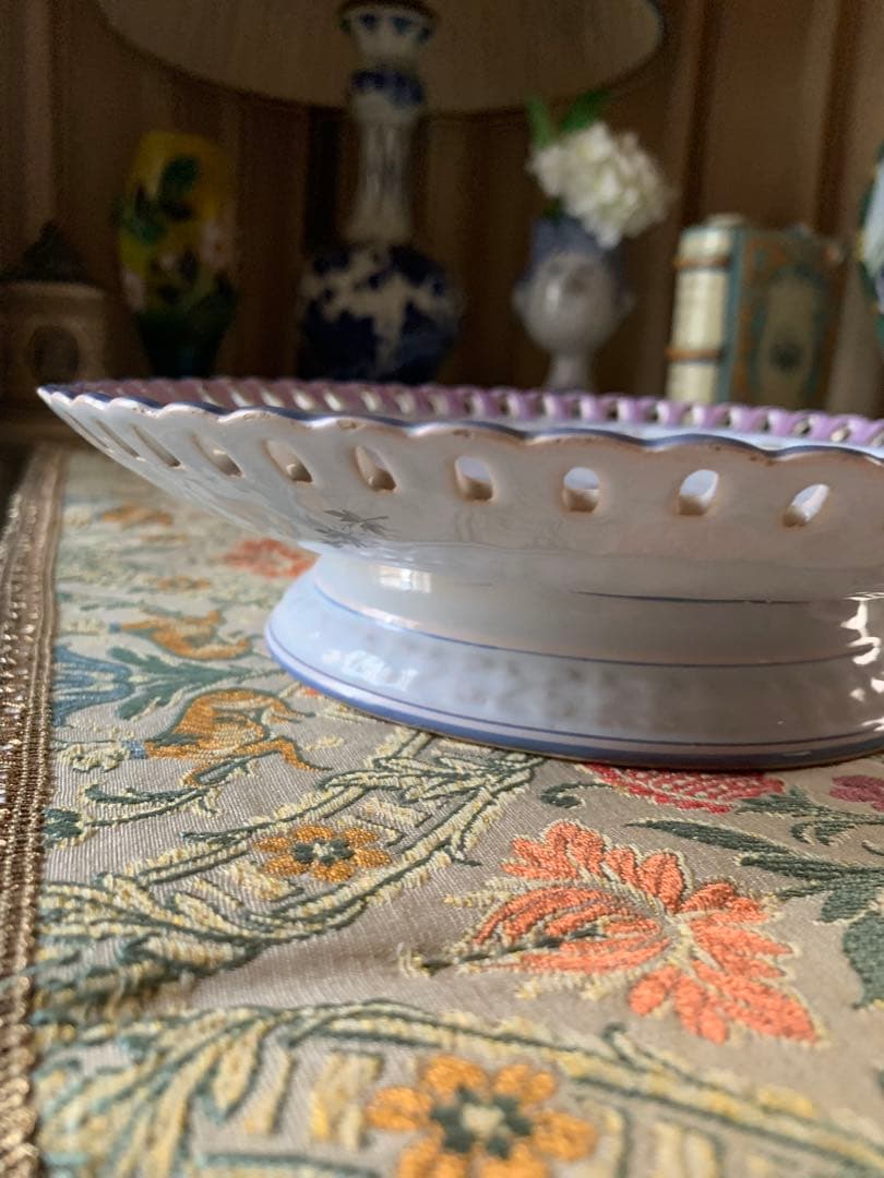 フランスアンティーク　破格エミールガレ細かく描かれた花柄が素敵なコンポティエ！