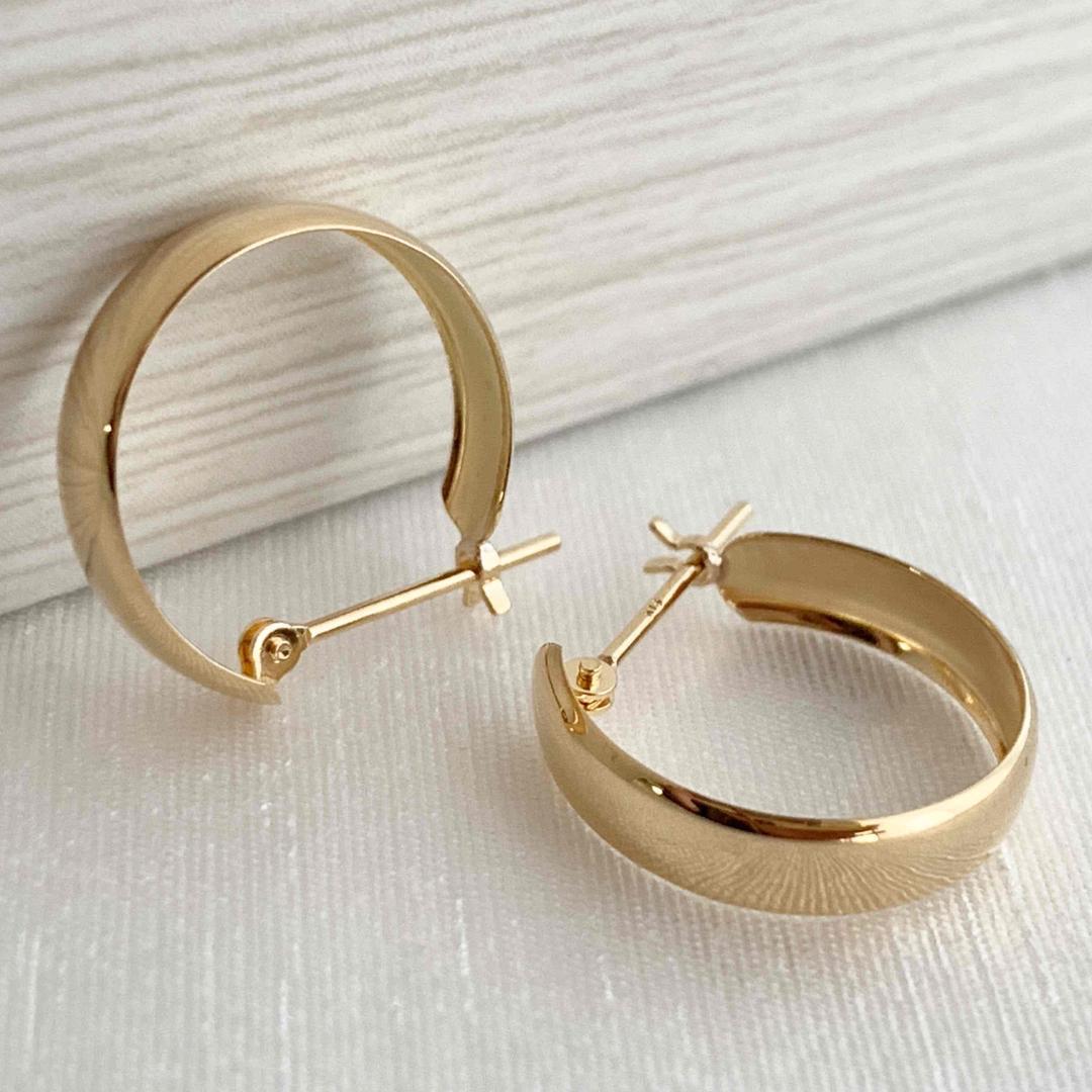 18金【4×15mm 甲丸フープピアス 】イエローゴールド ペア 日本製 新品！