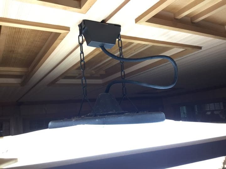 昭和モダンな吊り下げ型照明器具