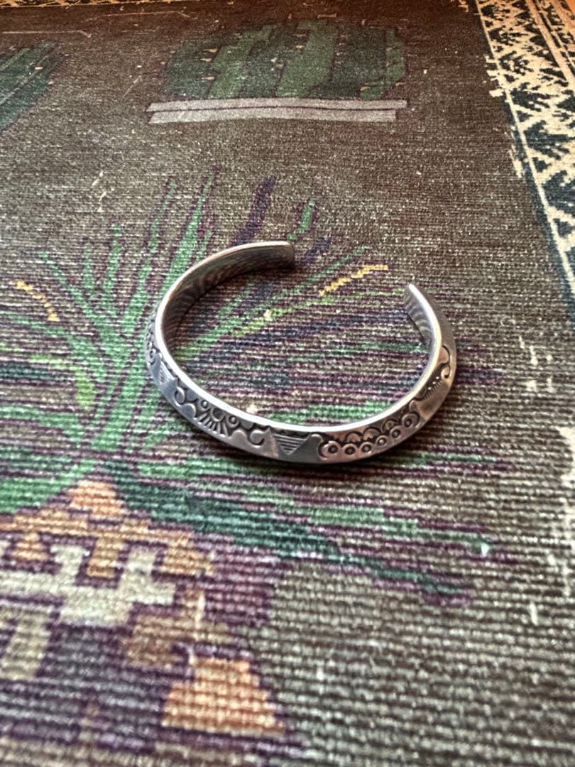 エディソンサンディスミス　バングル