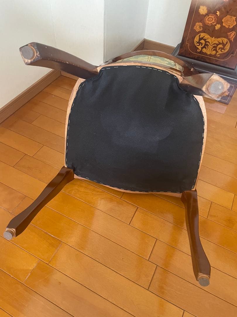 美品ダイニングチェア　猫脚椅子　一脚　イタリア製　1人用椅子　インテリア