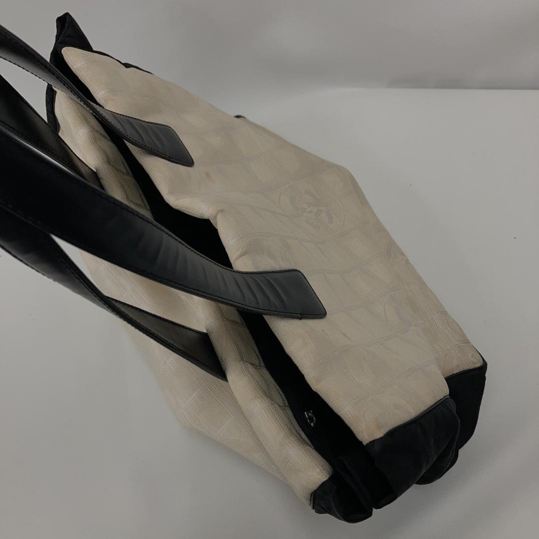 希少色⭐シャネル CHANEL ニュートラベル トート バイカラー