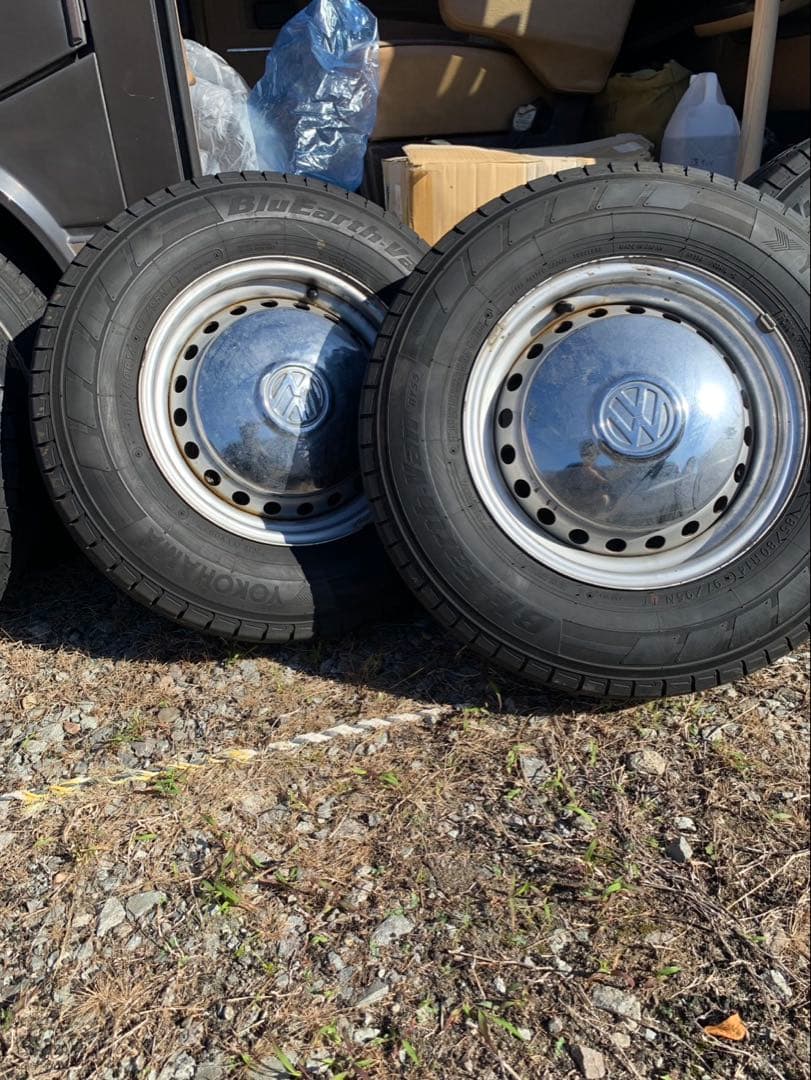 VW vanagon T3 ヴァナゴン 純正ホイールリングハブキャップ タイヤ付