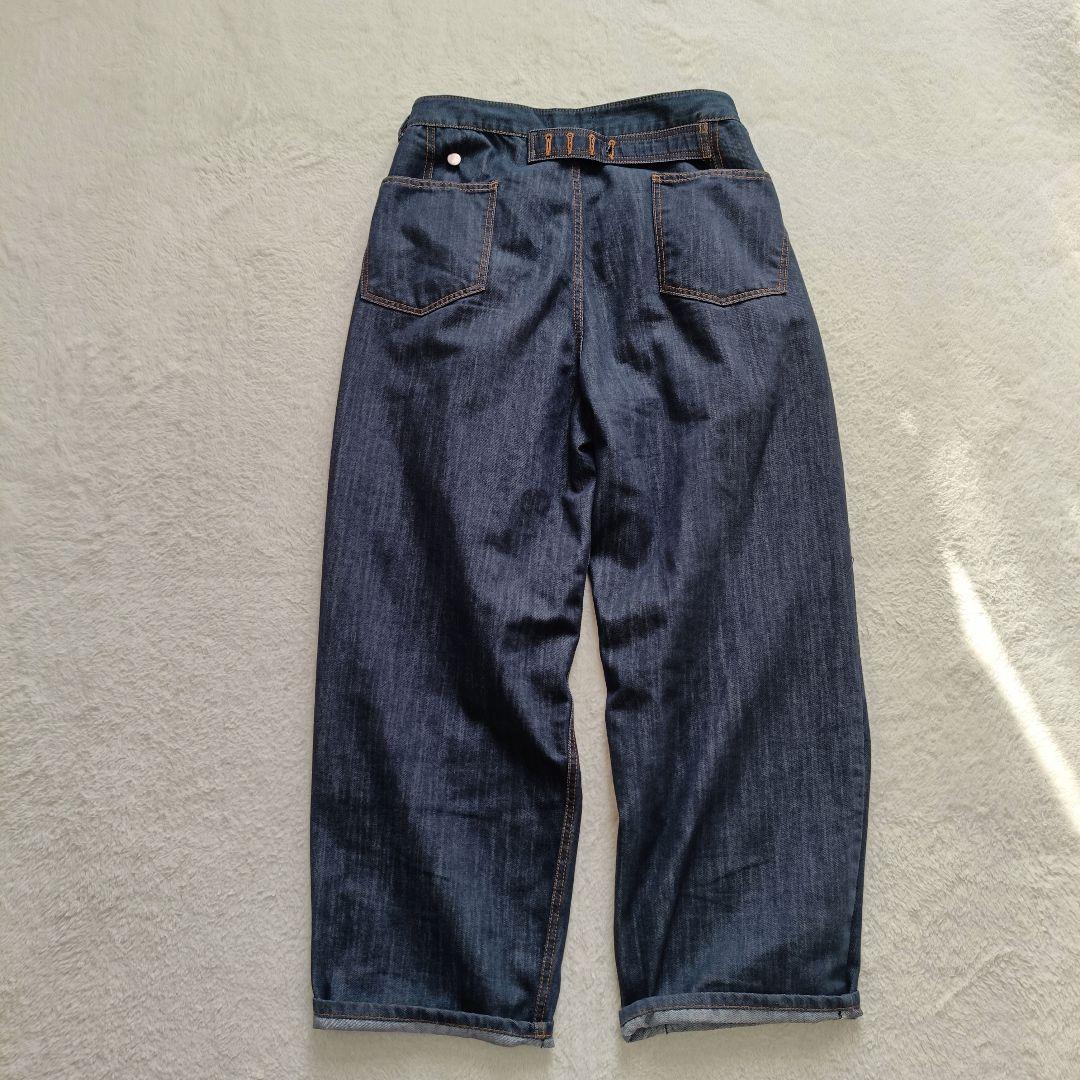 MARJOUR TUCK DENIM タックデニム　ワイドシルエット　バックル