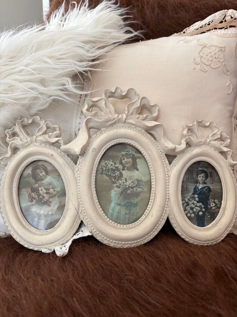 フォトフレーム　リボンモチーフ　フランス　シャビー　ブロカント