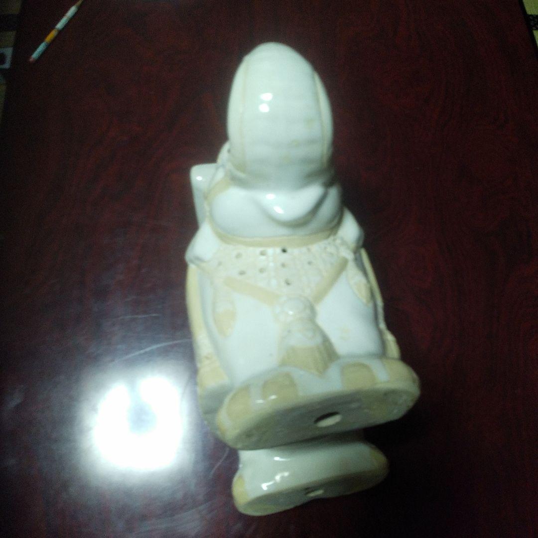 陶器製の象形 花台