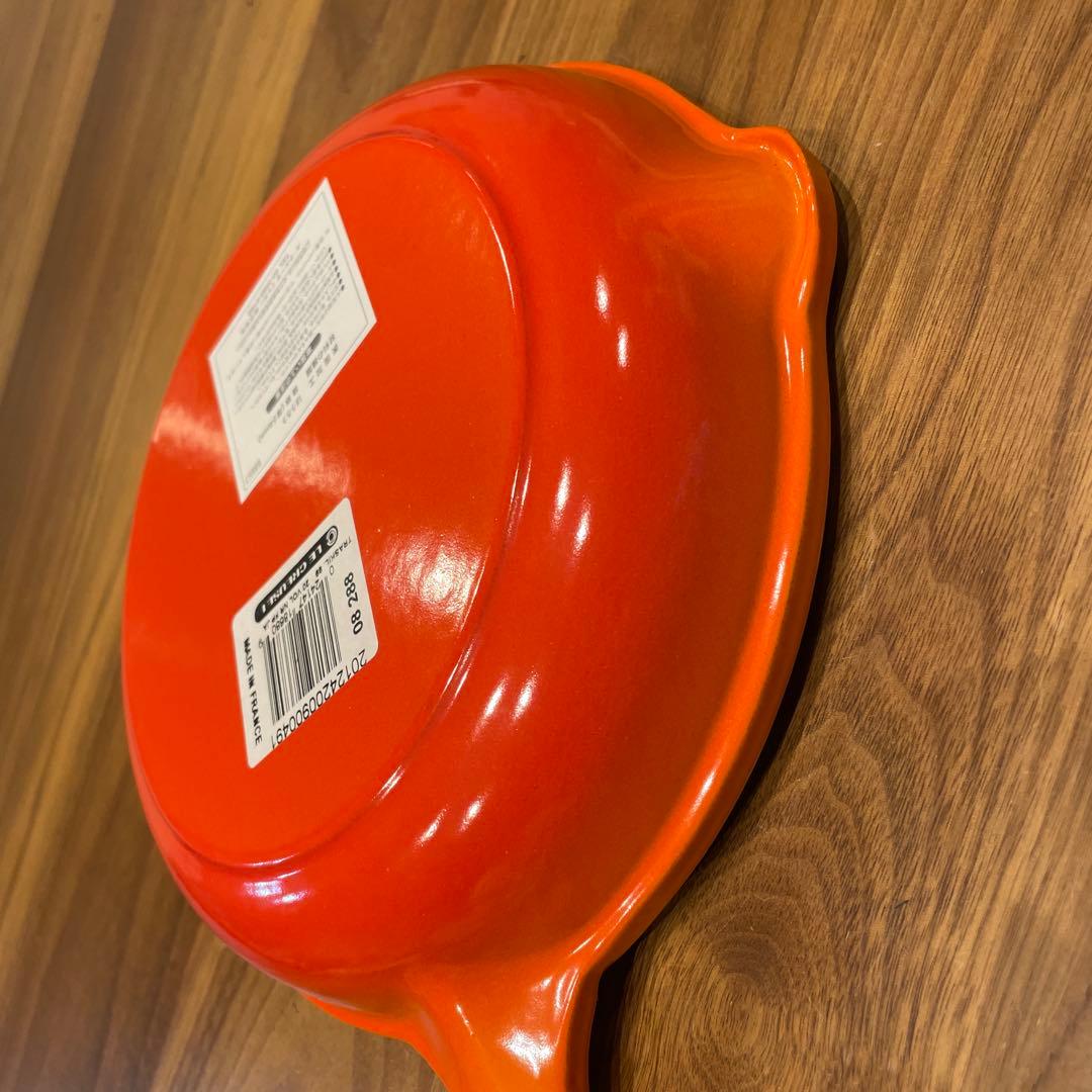 【未使用】ル・クルーゼ　スキレット　20㎝　ハンドルホルダー付