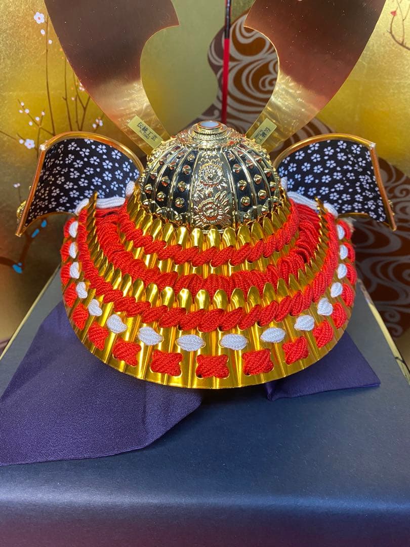 東京久月　五月人形　家紋付き兜飾り平飾りセット　正絹糸