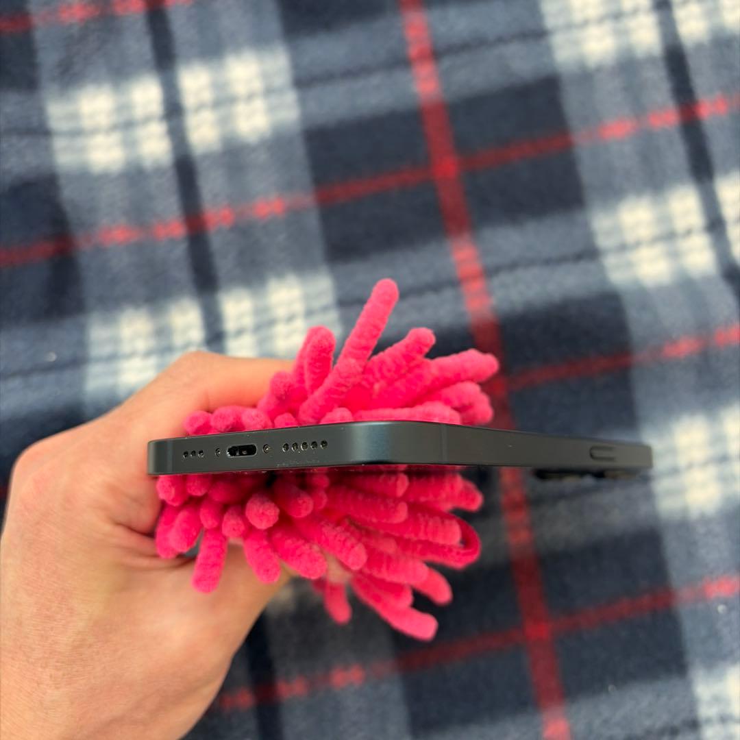 Apple iPhone 13 ミッドナイト 本体　SIMフリー