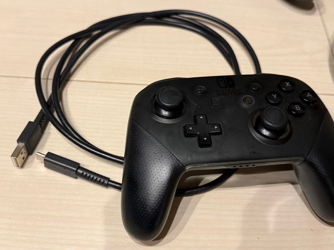 Nintendo Switch 本体 イエロー　プロコンおまけ