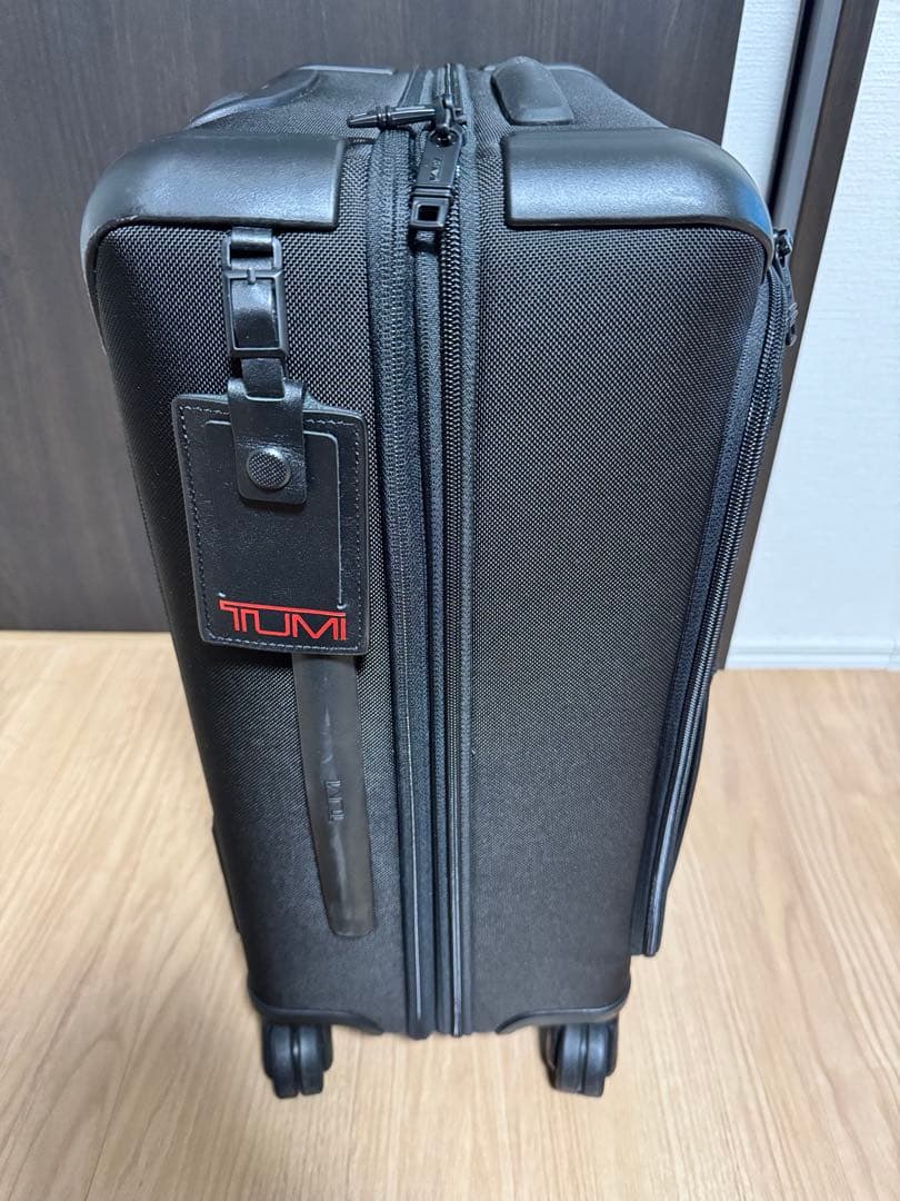TUMI トゥミ ALPHA ビジネス キャリーケース エクスパンダブル 4輪
