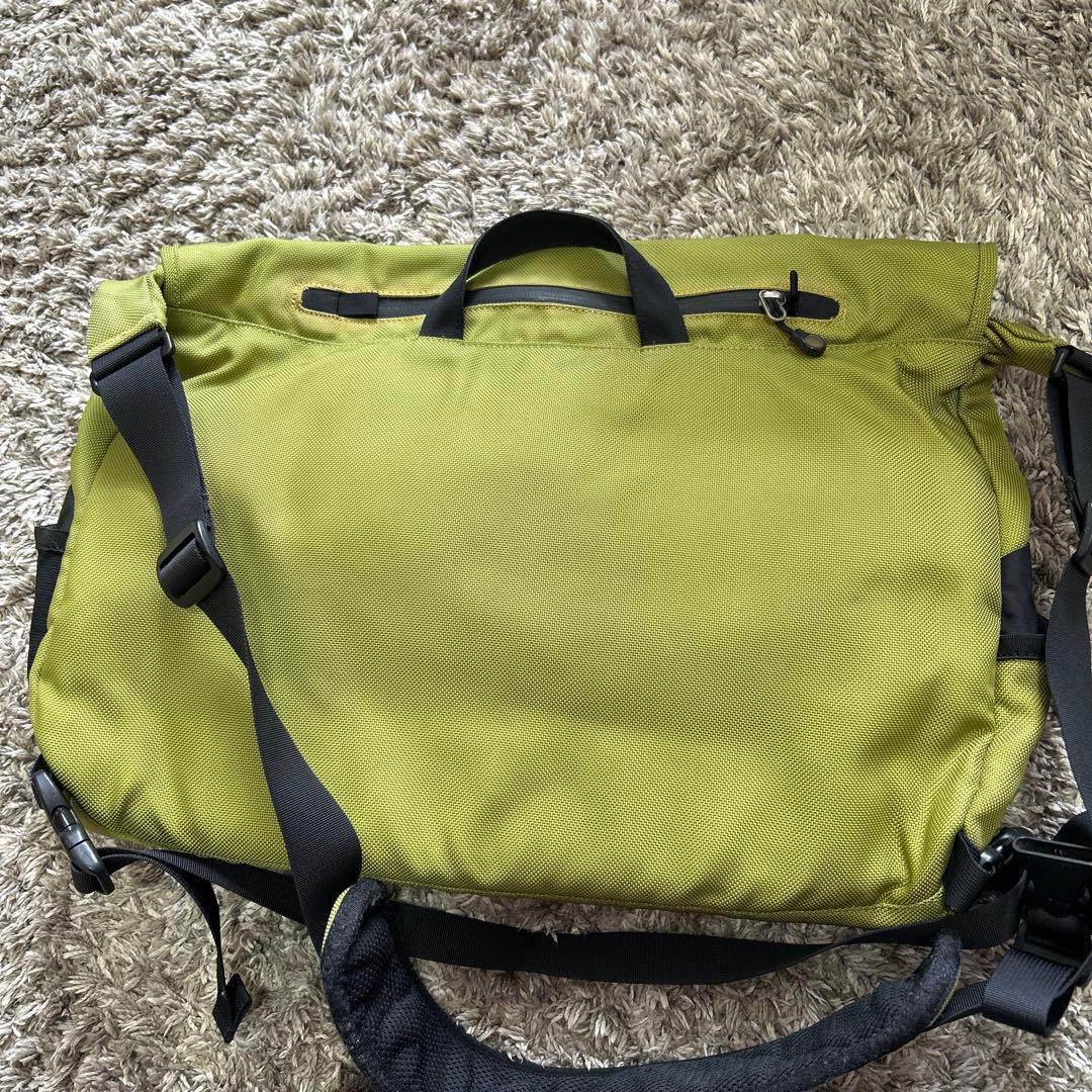 Patagonia Critical Mass Black メッセンジャーバッグ