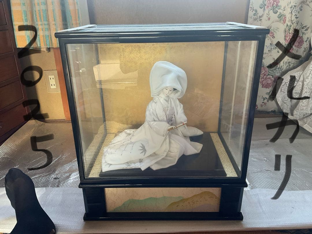 純白・花嫁人形。ガラスケース付き、梱包箱付き【新品・未使用品　作者不明？美品】。