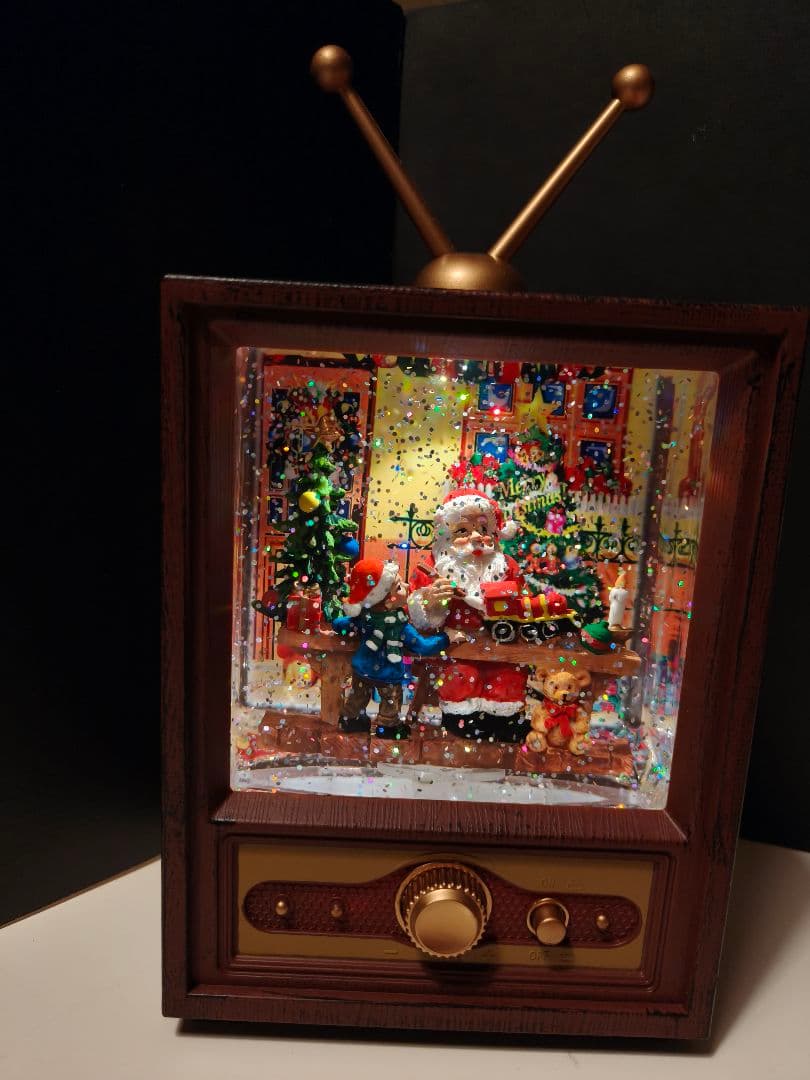 最新版LEDライトラメが舞うTV型スノードームクリスマスメドレーハルモニア