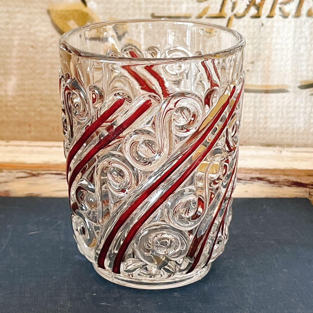 ポルティユー　美しいガラスのカップ