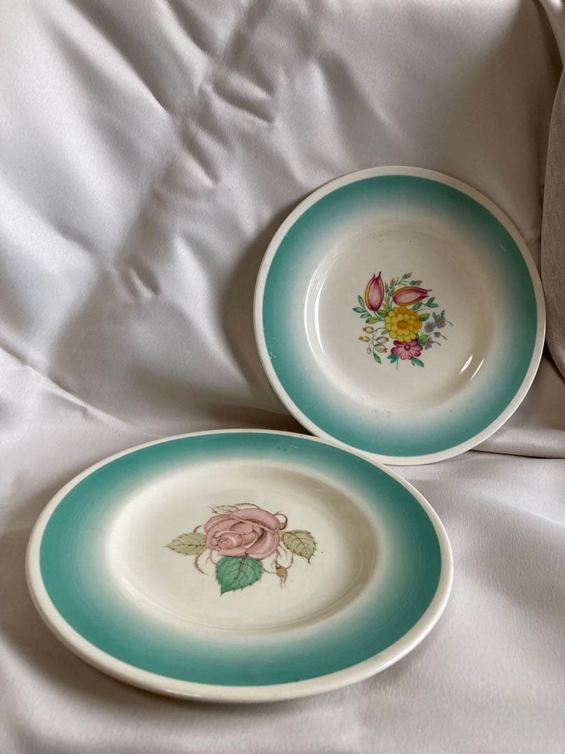 スージークーパー　ケーキ皿2枚