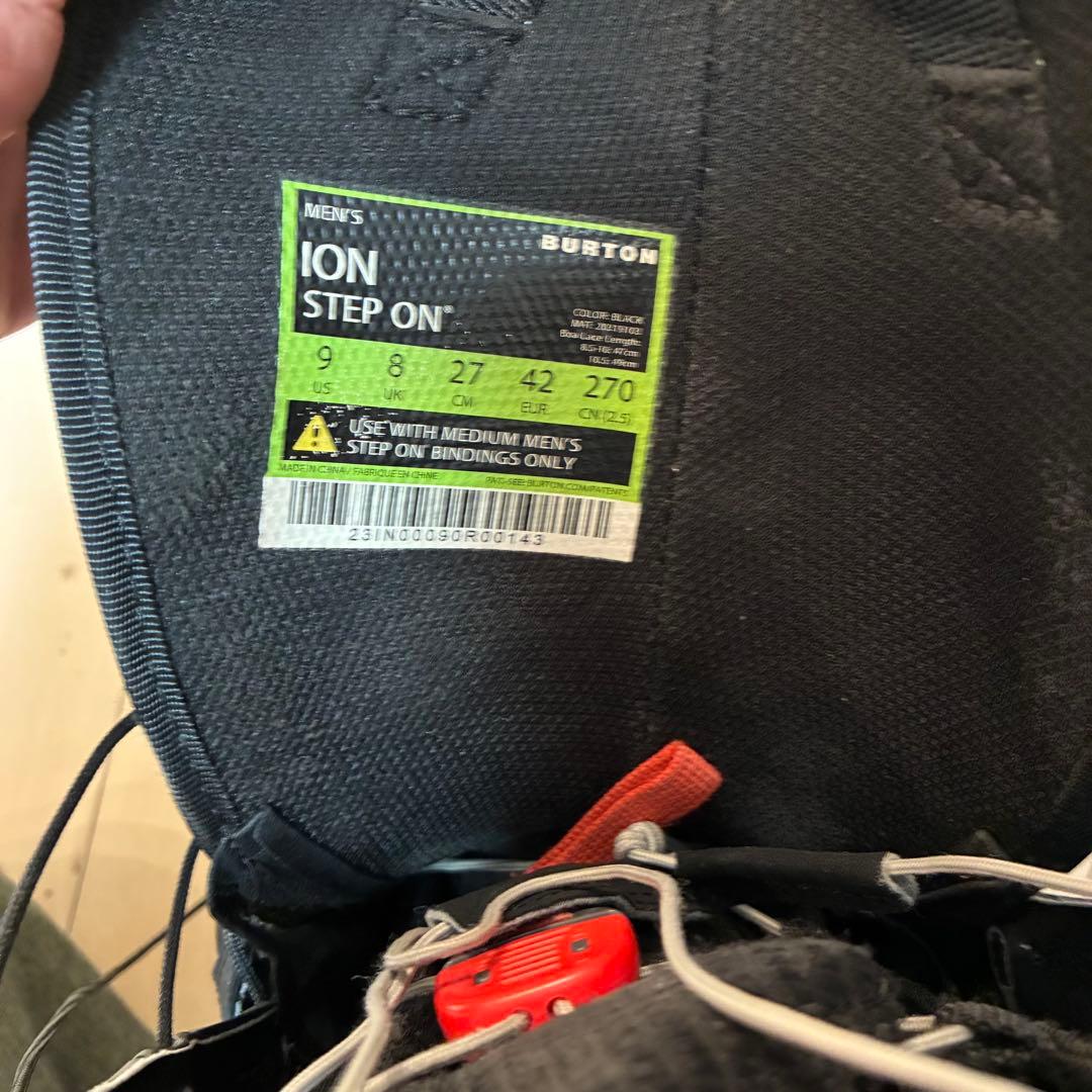 Burton step on ion 27 cmブーツ　GENESIS最適