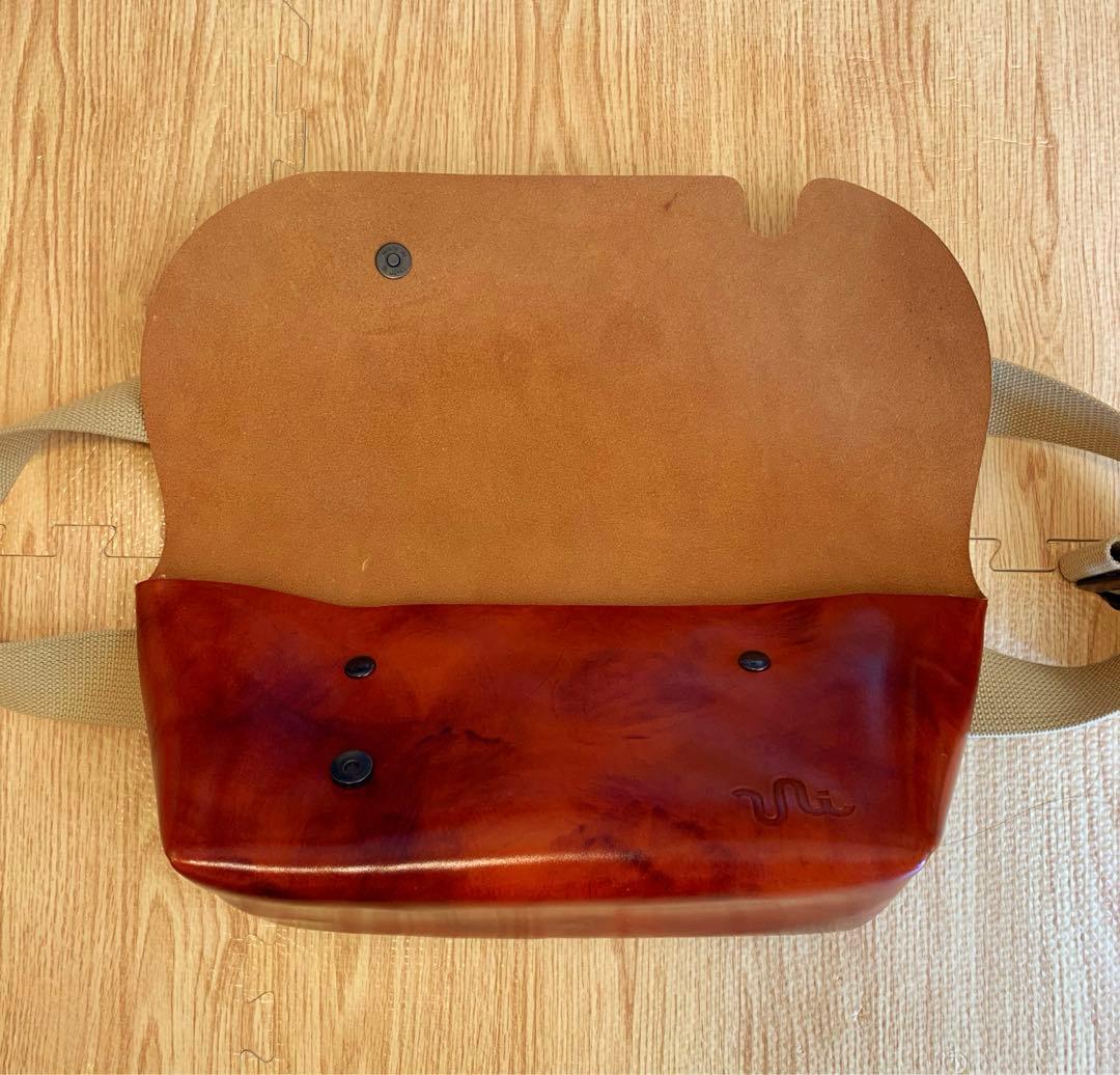 ほぼ未使用// Uni&Co. 牛革メッセンジャーバッグ/Camel/サイズS