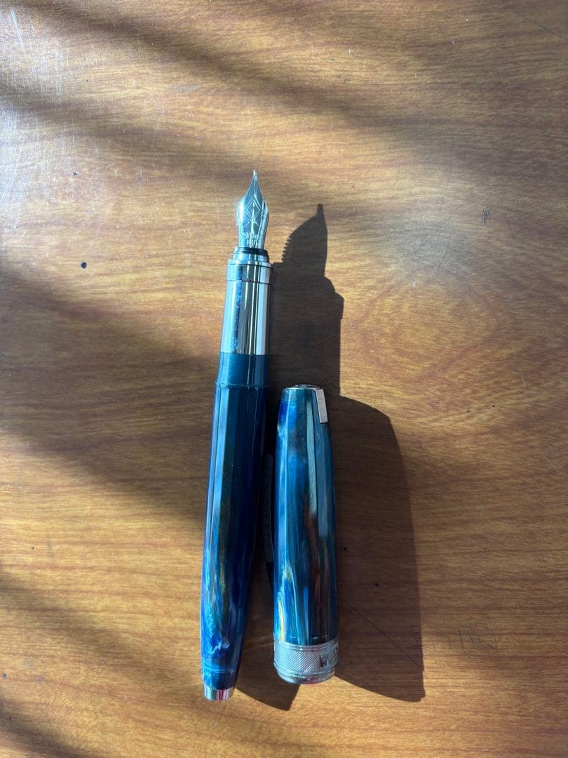 万年筆　VISCONTI The Starry Night 星月夜