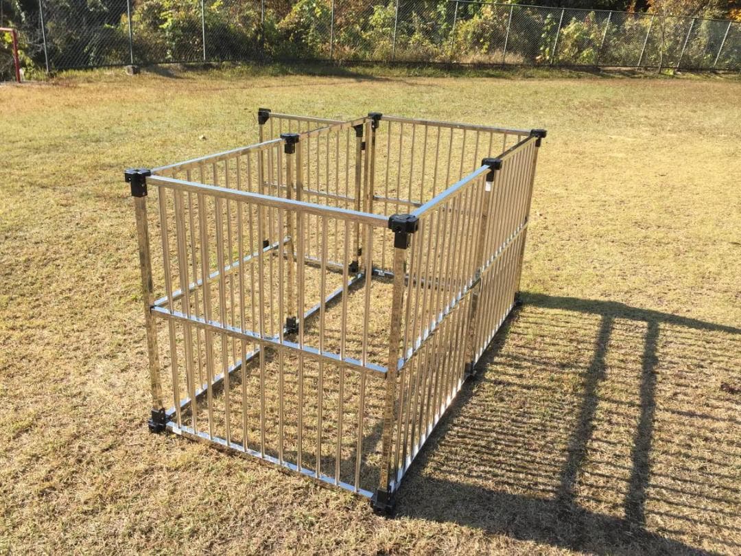 ステンレス製ドッグハウス　マルチサークルハウス　DFS-C1　屋外用