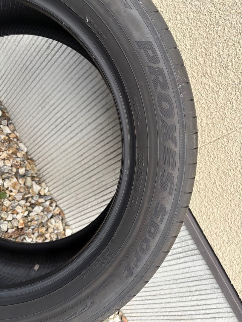 ①TOYO PROXES Sport 19インチタイヤ 80ハリアー等