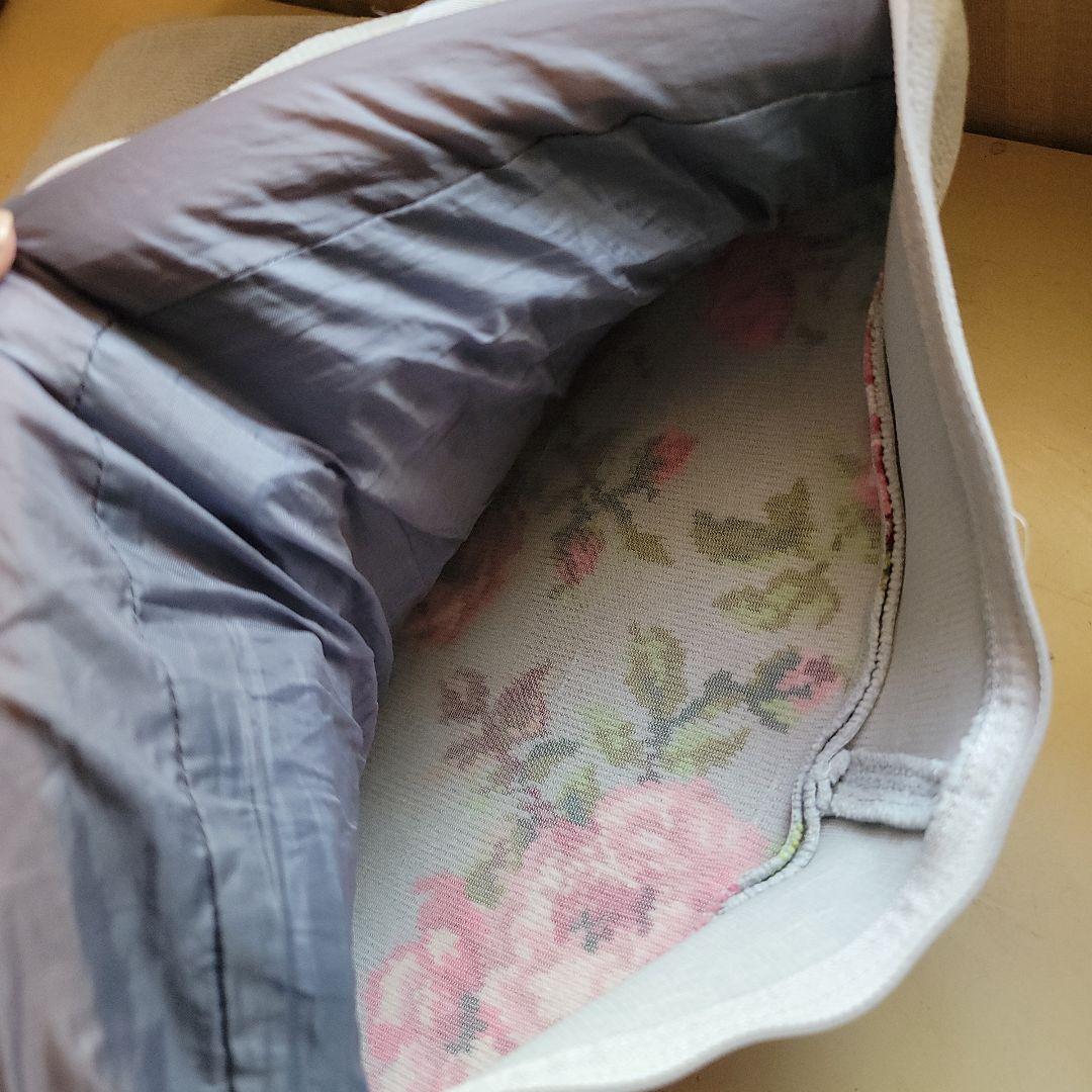 フェイラー　ローズ柄ジェルクッション厚型　座布団　40cm角