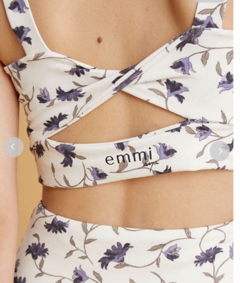 極美　emmi×aya エミヨガ×アヤ　コラボ　ヨガウェア　スミグレー　サイズ０