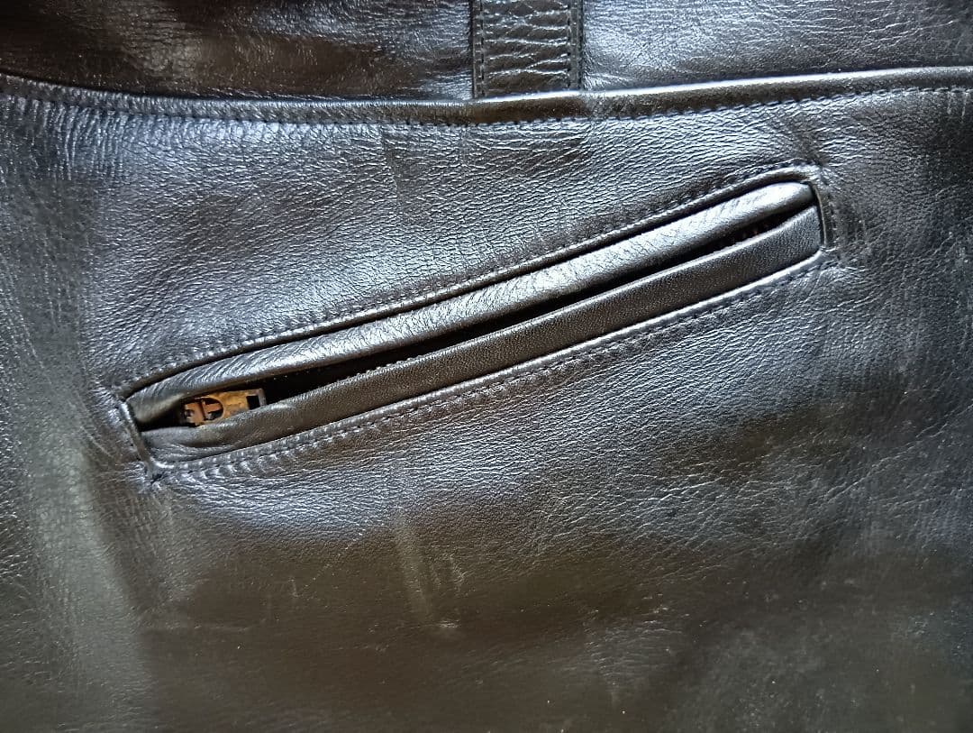 フェローズ　レザー・ジャケット（馬革）　ブラック　サイズ 40（メンズL）