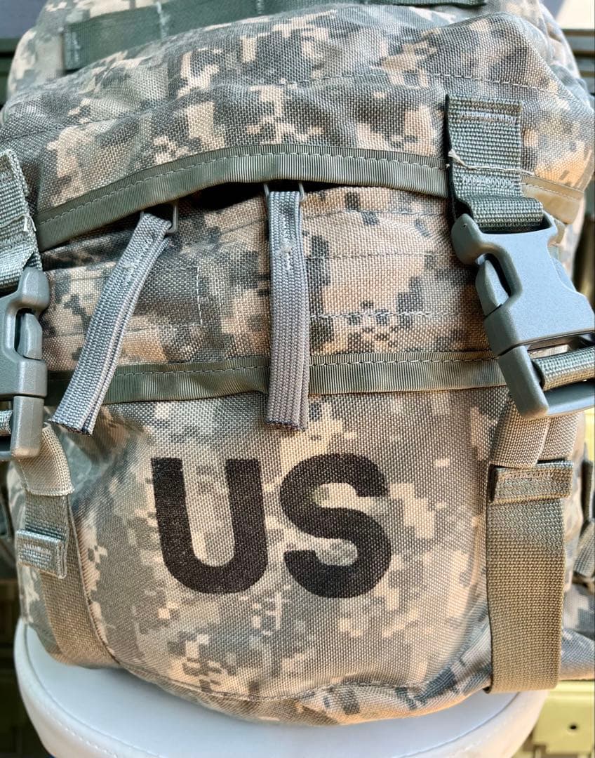 米軍放出品 未使用品 レア品MOLLE2アサルトパック リュック バックパック②