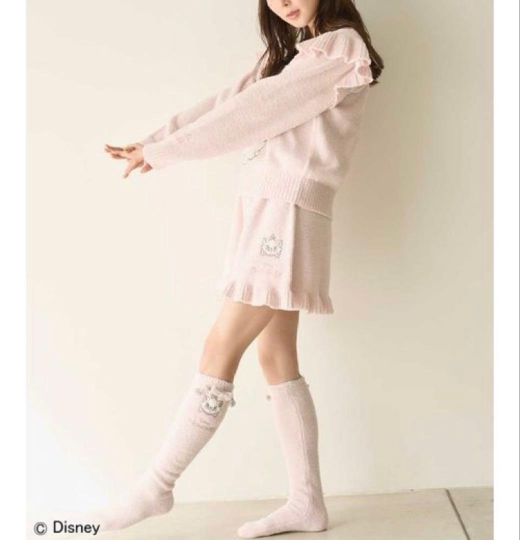 スナイデルホーム　マリー　 ニットプルオーバー&ショートパンツ&ハイソックス