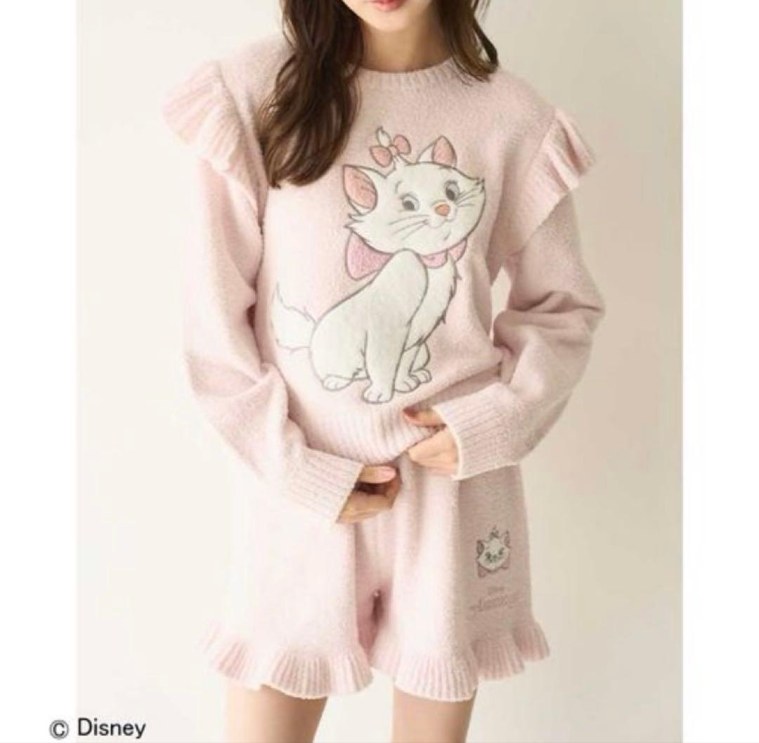 スナイデルホーム　マリー　 ニットプルオーバー&ショートパンツ&ハイソックス