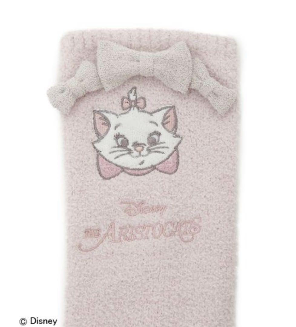 スナイデルホーム　マリー　 ニットプルオーバー&ショートパンツ&ハイソックス