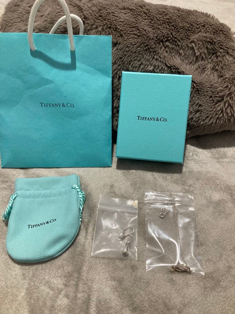 【mmm】Tiffany & Co. ティアドロップ　セット