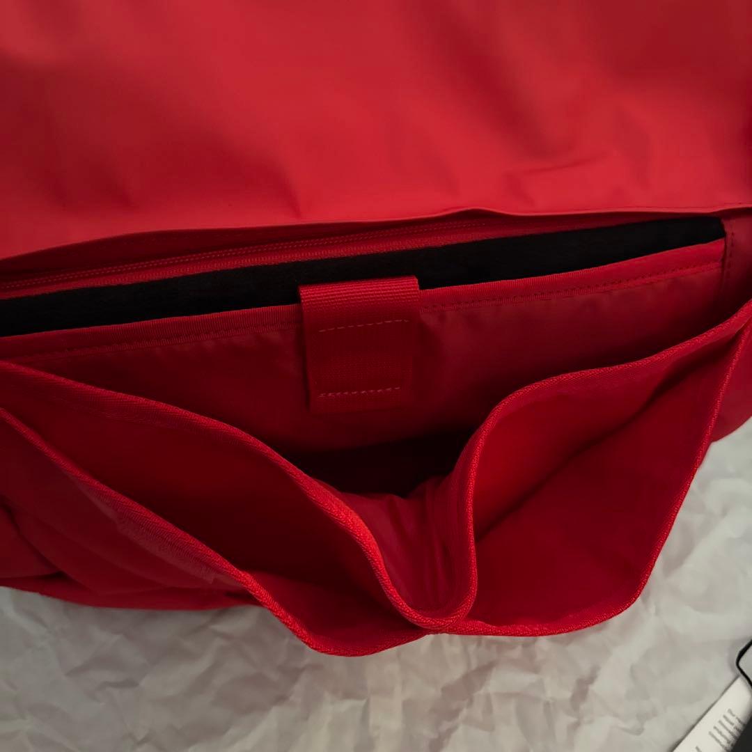 TIMBUK2 レッド メッセンジャーバッグ