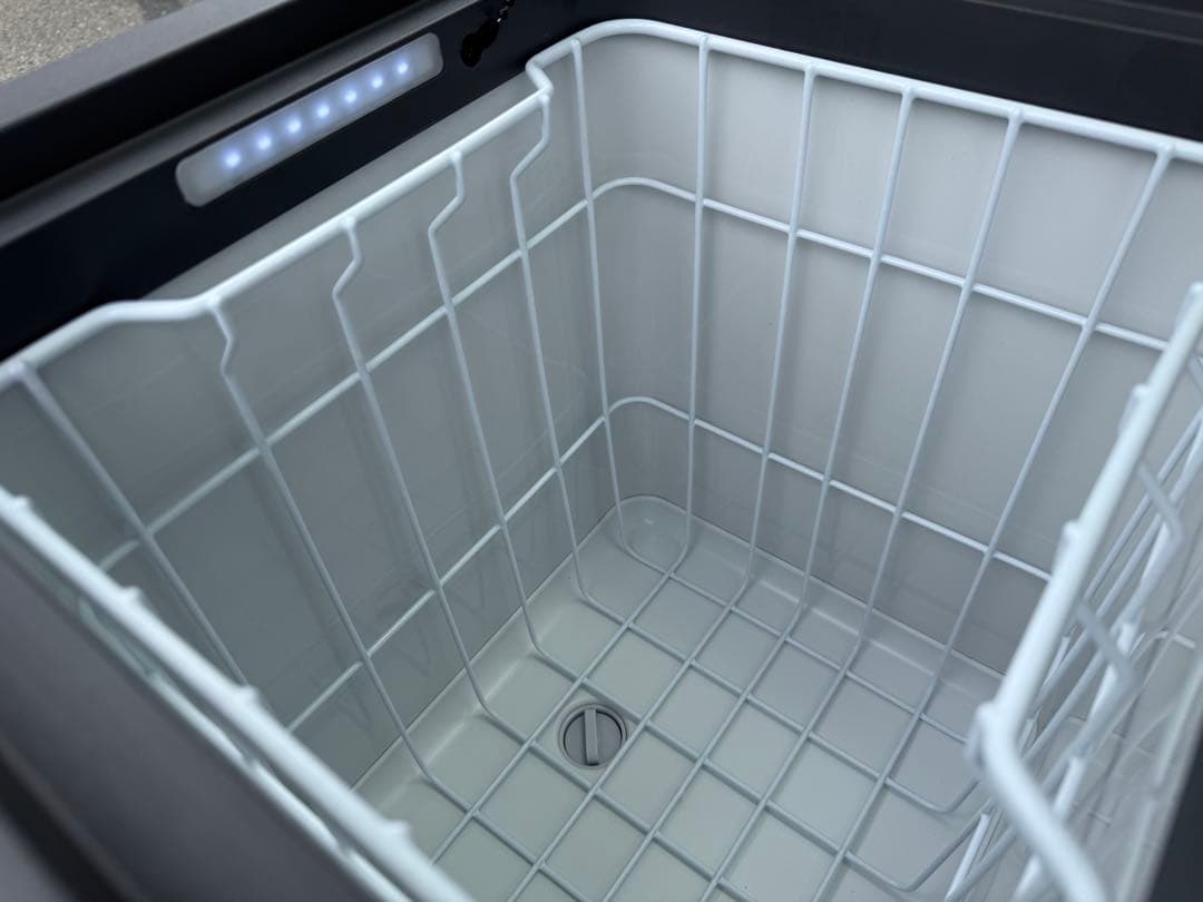 2気室 Anker EverFrost Powered Cooler 50